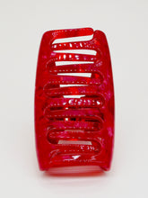 Pince Margaux - Rouge cerise 7 cm forme boule