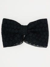 Barrette noeud broderie noire