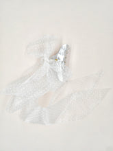 Pince nacrée blanche avec noeud en plumetis d'organza - Perla
